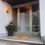 Imzaro: Erdgeschoss, 2 Schlafzimmer Schlafsofa, Eigener Eingang, Grosse Terrasse Mit Garten! アパート *