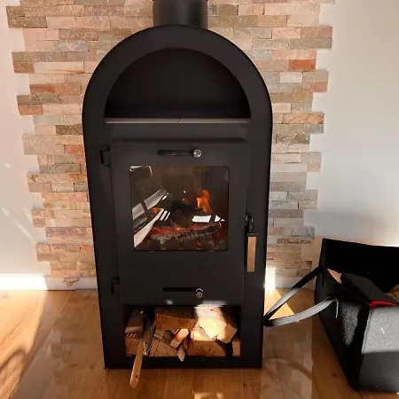 Imzaro: Erdgeschoss, 2 Schlafzimmer Schlafsofa, Eigener Eingang, Grosse Terrasse Mit Garten! * 스피탈안더드라우