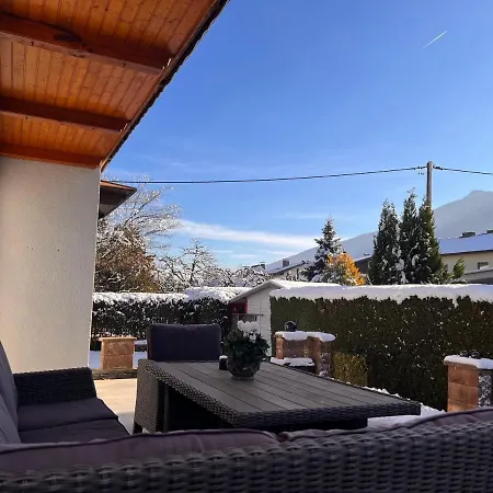 Imzaro: Erdgeschoss, 2 Schlafzimmer Schlafsofa, Eigener Eingang, Grosse Terrasse Mit Garten! *