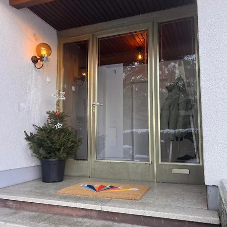 Imzaro: Erdgeschoss, 2 Schlafzimmer Schlafsofa, Eigener Eingang, Grosse Terrasse Mit Garten! Apartmán *