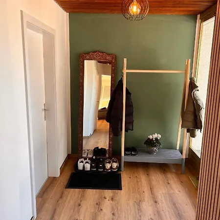 Apartment Imzaro: Erdgeschoss, 2 Schlafzimmer Schlafsofa, Eigener Eingang, Grosse Terrasse Mit Garten! Spittal an der Drau