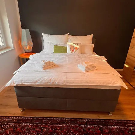 Imzaro: Erdgeschoss, 2 Schlafzimmer Schlafsofa, Eigener Eingang, Grosse Terrasse Mit Garten! Apartment Spittal an der Drau