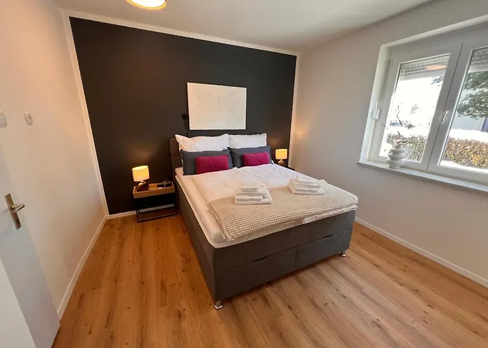 Imzaro: Erdgeschoss, 2 Schlafzimmer Schlafsofa, Eigener Eingang, Grosse Terrasse Mit Garten!