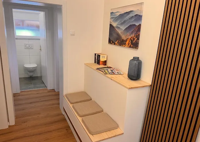 Imzaro: Erdgeschoss, 2 Schlafzimmer Schlafsofa, Eigener Eingang, Grosse Terrasse Mit Garten! Apartament *